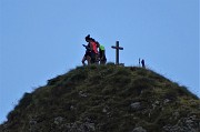 44 Maxi-zoom sulla cima del Monte Tribortoi (2309)